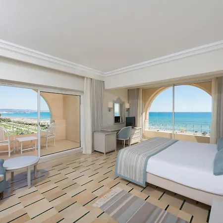 Iberostar Waves Averroes-3